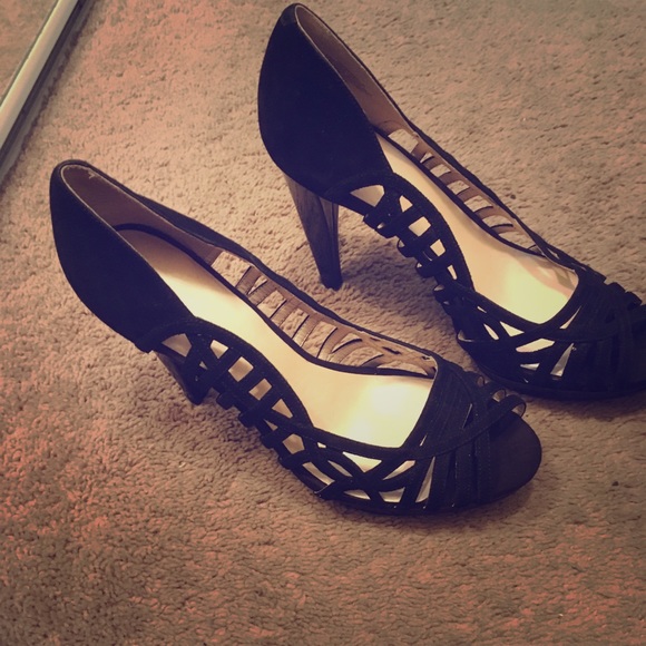 Black Nine West Heels - Picture 1 of 4